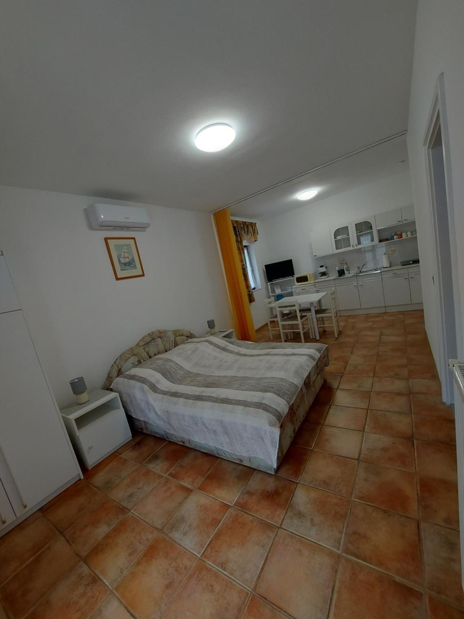 Istvan Apartmanok 케츨리 외부 사진
